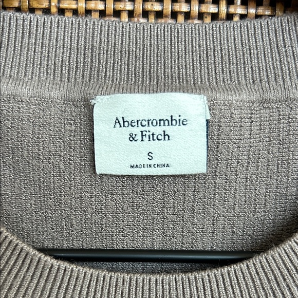 Abercrombie & Fitch Taupe Ribbed Tank Top - Picture 2 of 2